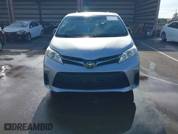 2020 Toyota Sienna LE Auto Access Seat с VIN 5TDKZ3DC0LS052900, выставлен на аукционе IAAI как лот 41940962 с пробегом 70 095 миль миль и . История ставок и продаж доступна на DreamBid. Изображение 13.