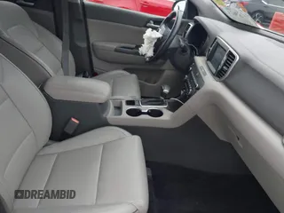2017 Kia Sportage EX with VIN KNDPN3AC0H7075861, listed as a IAAI auction lot 42343034 with 35,316 mi miles and . Bid and sale history available at DreamBid. Image 5.