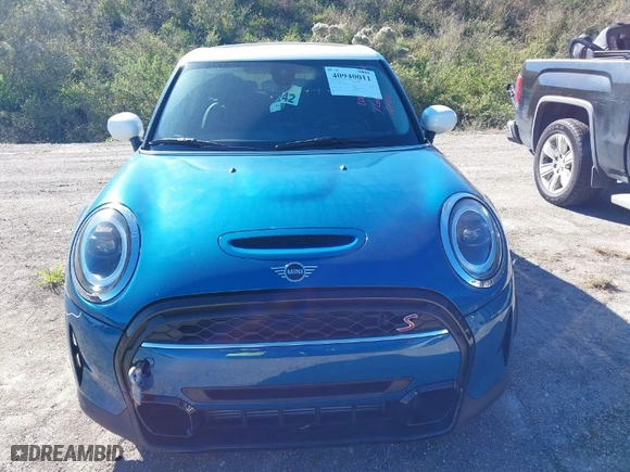 2023 MINI Hardtop 4 Door Cooper S with VIN WMW53DK05P2T69174, listed as a IAAI auction lot 40940011 with 1 mi miles. Bid and sale history available at carsss.com. Image 6.