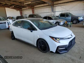 2021 Toyota Corolla SE with VIN 5YFM4MCE8MP071382, listed as a Copart auction lot 42647305 with 55,258 mi miles and Salvage Title. Bid and sale history available at carsss.com. Image 4.