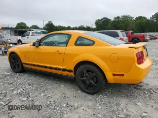 2007 Ford Mustang Deluxe z VIN 1ZVFT80N675218322, wystawiony jako Copart lot #58667435 z przebiegiem 159 320 mil mil oraz Czysty tytuł • Clean title. Historia ofert i sprzedaży dostępna na DreamBid. Obrazek 2.