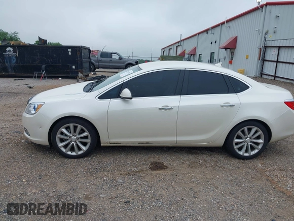 2013 Buick Verano with VIN 1G4PP5SK1D4144558, listed as a IAAI auction lot 42082840 with 176,174 mi miles. Bid and sale history available at carsss.com. Image 14.