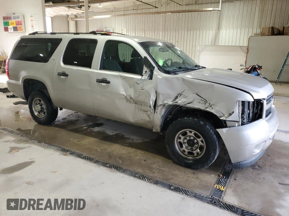 2008 Chevrolet Suburban Commercial with VIN 3GNGK26K28G309111, listed as a Copart auction lot 80510184 with 140,242 mi miles and Salvage Title. Bid and sale history available at carsss.com. Image 4.