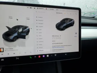 2025 Tesla Model Y Long Range with VIN 7SAYGAEE3SF216635, listed as a Copart auction lot 44614555 with 400 mi miles and Salvage Title. Bid and sale history available at DreamBid. Image 9.