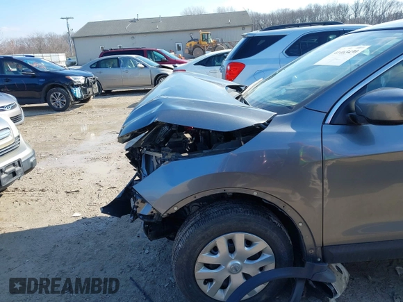 2020 Nissan Rogue Sport SL with VIN JN1BJ1CW5LW393364, listed as a IAAI auction lot 41463430 with 25,429 mi miles. Bid and sale history available at carsss.com. Image 6.