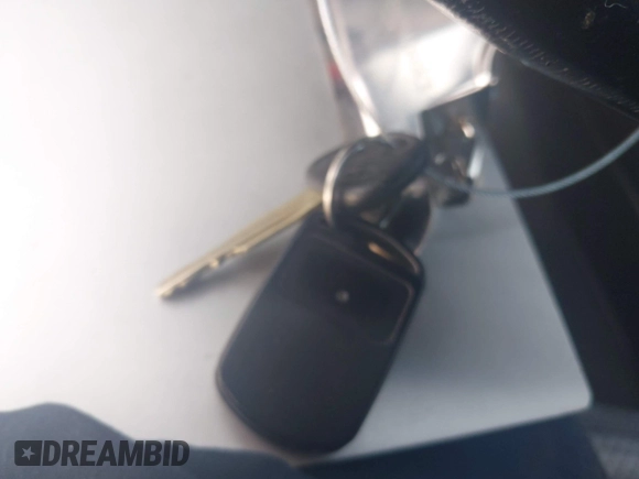 2005 Hyundai Elantra GLS с VIN KMHDN56D85U151951, выставлен на аукционе IAAI как лот 41903925 с пробегом 246 891 миль миль и . История ставок и продаж доступна на DreamBid. Изображение 11.