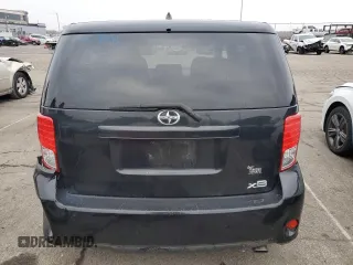 2014 Scion xB z VIN JTLZE4FE7EJ049074, wystawiony jako Copart lot #85734414 z przebiegiem 102 358 mil mil oraz Szkoda całkowita • Salvage title. Historia ofert i sprzedaży dostępna na DreamBid. Obrazek 6.
