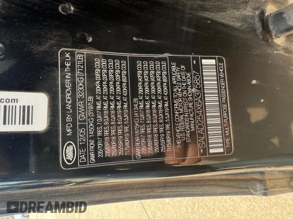 2006 Land Rover LR3 SE with VIN SALAD254X6A375857, listed as a Copart auction lot 49902105 with 124,164 mi miles and Clean title. Bid and sale history available at DreamBid. Image 10.