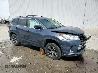 2019 Toyota Highlander LE z VIN 5TDBZRFH3KS960817, wystawiony jako Copart lot #52377955 z przebiegiem 95 348 mil mil oraz Szkoda całkowita • Salvage title. Historia ofert i sprzedaży dostępna na DreamBid. Obrazek 13.