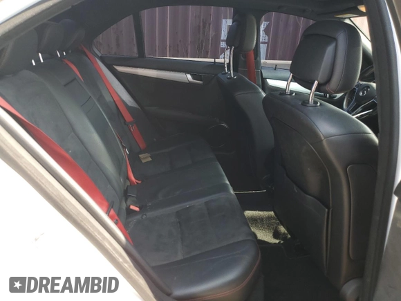 2013 Mercedes-Benz C 300 Sport с VIN WDDGF8AB7DR243159, выставлен на аукционе Copart как лот 64628795 с пробегом 143 014 миль миль и Чистый • Clean title. История ставок и продаж доступна на DreamBid. Изображение 10.