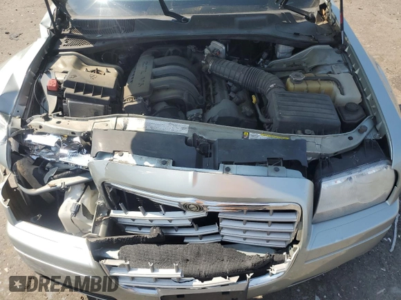 2006 Chrysler 300 with VIN 2C3KA43R36H484102, listed as a Copart auction lot 53086605 with 152,474 mi miles and Clean Title. Bid and sale history available at carsss.com. Image 11.