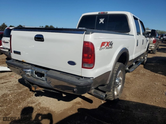 2006 Ford Super Duty F-250 XL with VIN 1FTSW21P16EC83843, listed as a Copart auction lot 72142244 with 204,182 mi miles and Salvage Title. Bid and sale history available at carsss.com. Image 3.