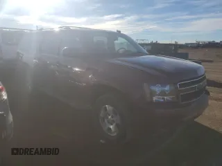 2008 Chevrolet Suburban 2LT z VIN 3GNFK16368G285040, wystawiony jako Copart lot #46346455 z przebiegiem 198 972 mil mil oraz Nie do naprawy • Non repairable. Historia ofert i sprzedaży dostępna na DreamBid. Obrazek 4.