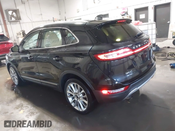 2015 Lincoln MKC with VIN 5LMCJ1A98FUJ10348, listed as a IAAI auction lot 41566416 with 133,035 mi miles and . Bid and sale history available at DreamBid. Image 3.