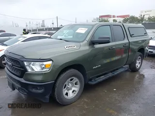 2021 Ram 1500 Tradesman z VIN 1C6RRFCGXMN714260, wystawiony jako IAAI lot #41866420 z przebiegiem 109 281 mil mil oraz . Historia ofert i sprzedaży dostępna na DreamBid. Obrazek 2.