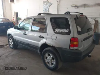 2003 Ford Escape XLT Popular 2 with VIN 1FMYU93153KE17196, listed as a IAAI auction lot 42627143 with 232,629 mi miles and . Bid and sale history available at DreamBid. Image 3.