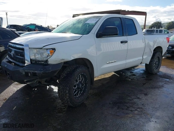 2011 Toyota Tundra 4WD Truck with VIN 5TFUM5F15BX016448, listed as a IAAI auction lot 41470548 with NaN miles. Bid and sale history available at carsss.com. Image 2.