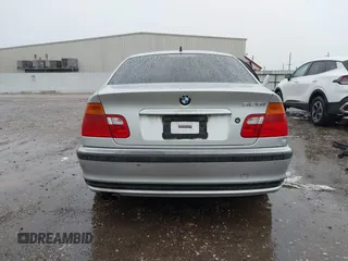2000 BMW 3 Series 328i with VIN WBAAM533XYEJ40578, listed as a IAAI auction lot 42497924 with Not provided miles and . Bid and sale history available at DreamBid. Image 17.