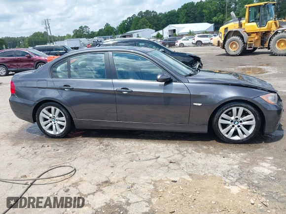 2006 BMW 3 Series 325i with VIN WBAVB17576NK31560, listed as a IAAI auction lot 42384770 with 186,091 mi miles and . Bid and sale history available at DreamBid. Image 13.