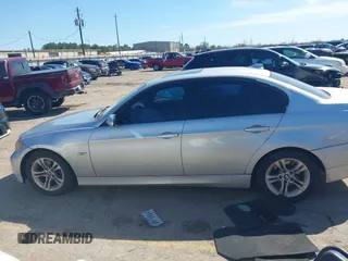 2008 BMW 3 Series 328i with VIN WBAVA37598NL56755, listed as a IAAI auction lot 41668770 with 170,122 mi miles. Bid and sale history available at carsss.com. Image 13.