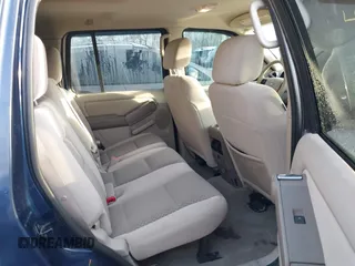 2006 Ford Explorer XLS with VIN 1FMEU62E26UA53768, listed as a IAAI auction lot 41136559 with 128,402 mi miles. Bid and sale history available at carsss.com. Image 8.