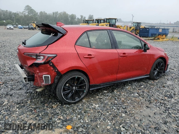2021 Toyota Corolla Hatchback SE with VIN JTND4MBEXM3106543, listed as a Copart auction lot 70139804 with 69,709 mi miles and Salvage Title. Bid and sale history available at carsss.com. Image 3.