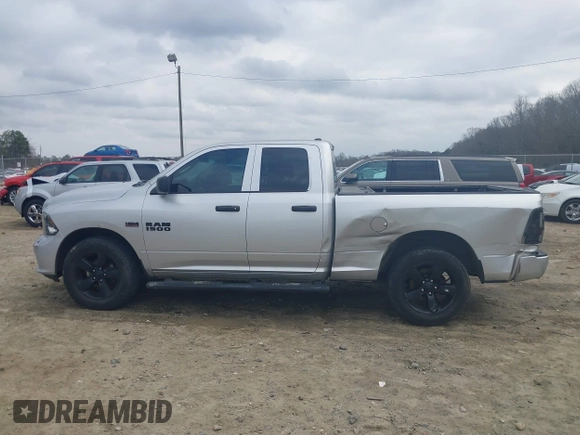 2018 Ram 1500 Tradesman z VIN 1C6RR7FT7JS204931, wystawiony jako IAAI lot #41520204 z przebiegiem 157 398 mil mil oraz . Historia ofert i sprzedaży dostępna na DreamBid. Obrazek 14.