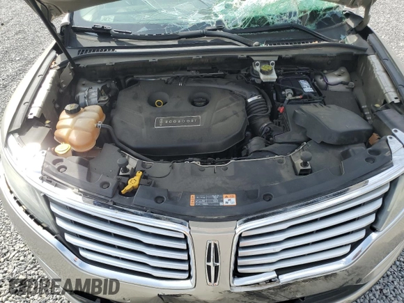 2015 Lincoln MKC with VIN 5LMTJ2AH8FUJ10105, listed as a Copart auction lot 51577095 with Not Provided miles and Salvage Title. Bid and sale history available at carsss.com. Image 12.