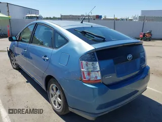 2009 Toyota Prius with VIN JTDKB20U297846412, listed as a IAAI auction lot 42189578 with 235,818 mi miles and . Bid and sale history available at DreamBid. Image 3.