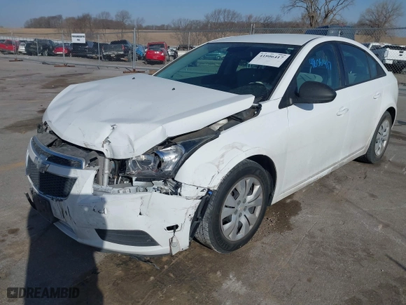 2013 Chevrolet Cruze LS with VIN 1G1PA5SH6D7313782, listed as a IAAI auction lot 41806417 with 104,373 mi miles. Bid and sale history available at carsss.com. Image 2.
