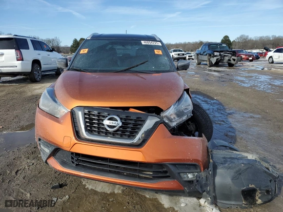 2018 Nissan Kicks SR with VIN 3N1CP5CUXJL538118, listed as a Copart auction lot 46094225 with 82,370 mi miles and Salvage Title. Bid and sale history available at carsss.com. Image 5.