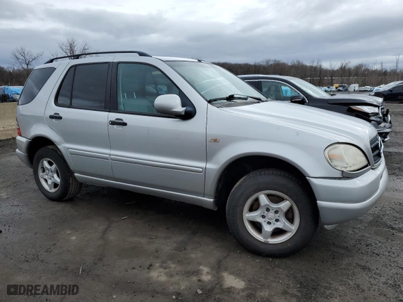 2000 Mercedes-Benz M-Class with VIN 4JGAB54E4YA177055, listed as a Copart auction lot 47971385 with 189,838 mi miles and Clean Title. Bid and sale history available at carsss.com. Image 4.