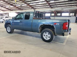 2011 Chevrolet Silverado 1500 LT with VIN 1GCRKSE3XBZ360410, listed as a Copart auction lot 49789355 with 194,501 mi miles and Clean Title. Bid and sale history available at DreamBid. Image 2.