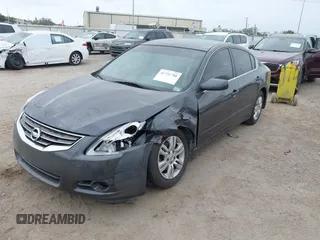 2012 Nissan Altima 2.5 S with VIN 1N4AL2AP7CN489125, listed as a IAAI auction lot 41731788 with 207,697 mi miles. Bid and sale history available at carsss.com. Image 2.