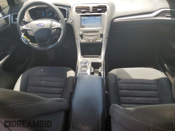 2017 Ford Fusion SE with VIN 3FA6P0H7XHR276646, listed as a Copart auction lot 61328635 with 51,440 mi miles and Clean title. Bid and sale history available at DreamBid. Image 8.