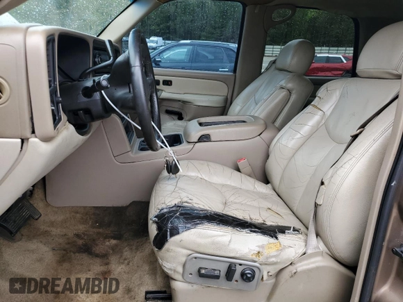 2003 Chevrolet Tahoe LT with VIN 1GNEC13Z83R217655, listed as a Copart auction lot 52089175 with 204,015 mi miles and Salvage title. Bid and sale history available at DreamBid. Image 7.