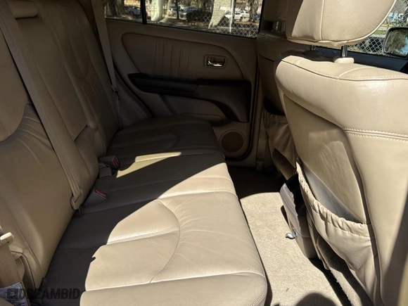 2003 Lexus RX 300 with VIN JTJGF10U330159294, listed as a Copart auction lot 48899725 with 204,993 mi miles and Clean Title. Bid and sale history available at carsss.com. Image 6.