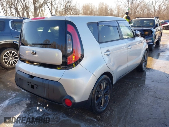 2015 Kia Soul + with VIN KNDJP3A52F7814968, listed as a IAAI auction lot 41655497 with 113,804 mi miles. Bid and sale history available at carsss.com. Image 4.