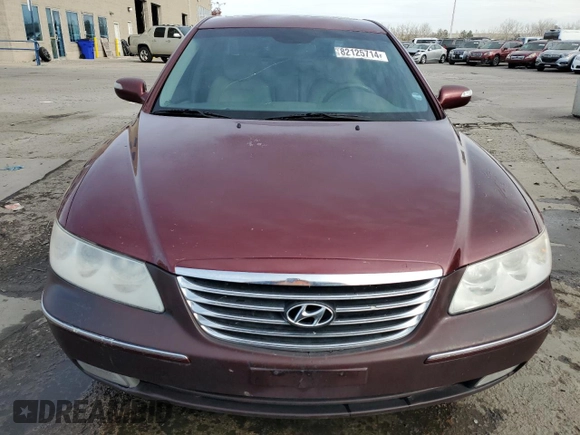 2009 Hyundai Azera Limited with VIN KMHFC46F49A358970, listed as a Copart auction lot 82125714 with 208,090 mi miles and Salvage Title. Bid and sale history available at DreamBid. Image 5.