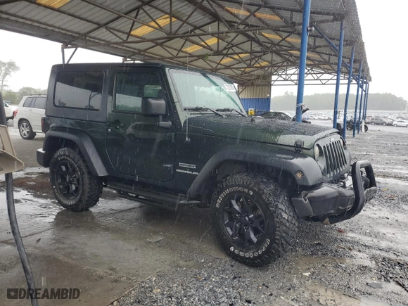 2010 Jeep Wrangler Mountain with VIN 1J4AA2D1XAL176452, listed as a Copart auction lot 72231974 with 117,610 mi miles and Salvage Title. Bid and sale history available at carsss.com. Image 4.