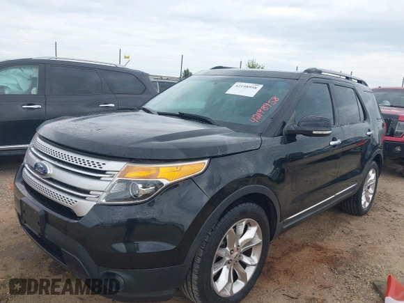 2014 Ford Explorer XLT z VIN 1FM5K8D82EGA68485, wystawiony jako IAAI lot #42198958 z przebiegiem 168 490 mil mil oraz . Historia ofert i sprzedaży dostępna na DreamBid. Obrazek 2.