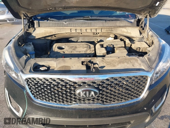 2018 Kia Sorento LX with VIN 5XYPG4A34JG431818, listed as a IAAI auction lot 40997995 with 141,886 mi miles. Bid and sale history available at carsss.com. Image 10.