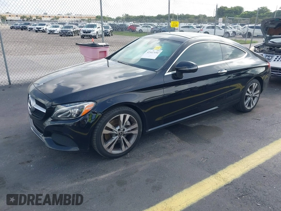 2018 Mercedes-Benz C 300 с VIN WDDWJ4KB1JF678659, выставлен на аукционе IAAI как лот 42447456 с пробегом 121 936 миль миль и . История ставок и продаж доступна на DreamBid. Изображение 17.
