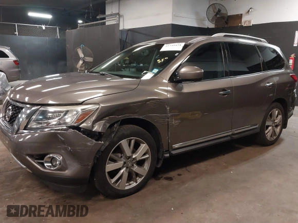 2013 Nissan Pathfinder SV with VIN 5N1AR2MM9DC689684, listed as a IAAI auction lot 41749471 with 162,065 mi miles. Bid and sale history available at carsss.com. Image 6.