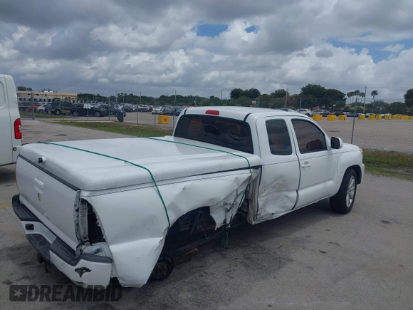 2015 Toyota Tacoma with VIN 5TFTX4CN7FX057092, listed as a IAAI auction lot 39318808 with 108,050 mi miles and . Bid and sale history available at DreamBid. Image 6.