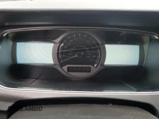 2017 Ford Taurus SHO с VIN 1FAHP2KT0HG137286, выставлен на аукционе Copart как лот 41818264 с пробегом 95 318 миль миль и Списание • Salvage title. История ставок и продаж доступна на DreamBid. Изображение 9.
