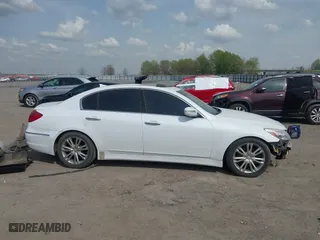 2014 Hyundai Genesis 3.8L with VIN KMHGC4DD4EU265736, listed as a IAAI auction lot 41893568 with 186,905 mi miles. Bid and sale history available at carsss.com. Image 14.