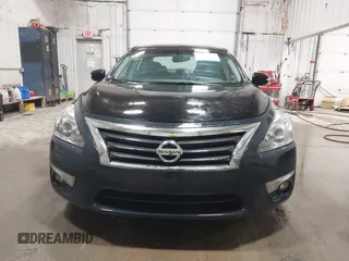 2013 Nissan Altima SV with VIN 1N4AL3AP3DN565964, listed as a IAAI auction lot 42519726 with 90,480 mi miles and . Bid and sale history available at DreamBid. Image 13.