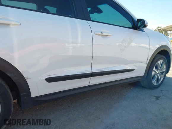 2022 Kia Niro EV S with VIN KNDCC3LG1N5160736, listed as a IAAI auction lot 41862260 with 46,812 mi miles. Bid and sale history available at carsss.com. Image 19.