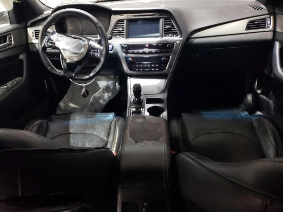 2015 Hyundai Sonata Limited z VIN 5NPE34ABXFH256114, wystawiony jako Copart lot #41860195 z przebiegiem 183 984 mil mil oraz Szkoda całkowita • Salvage title. Historia ofert i sprzedaży dostępna na DreamBid. Obrazek 8.